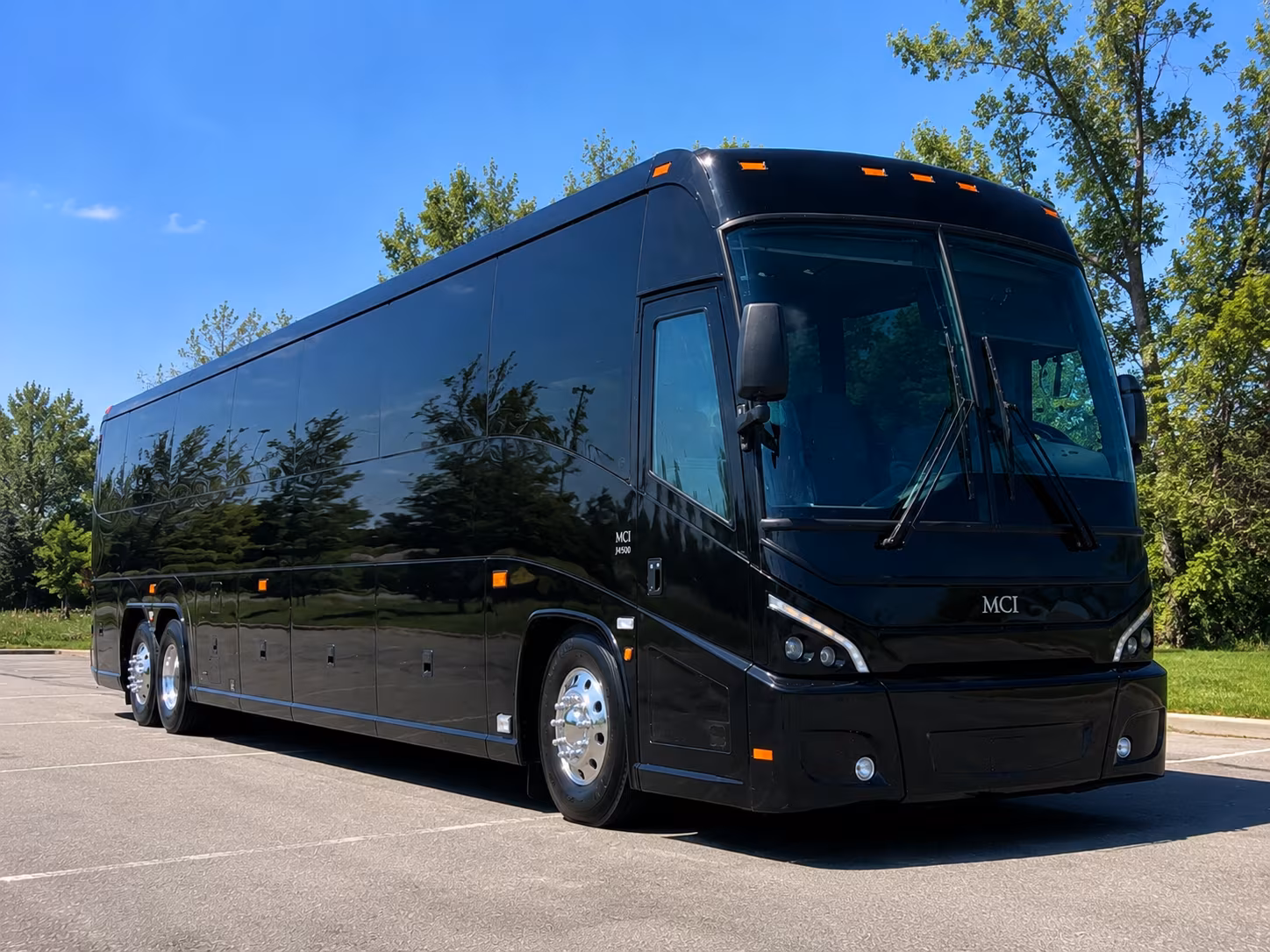 albany travel to away games with your team and fans in an albany charter bus