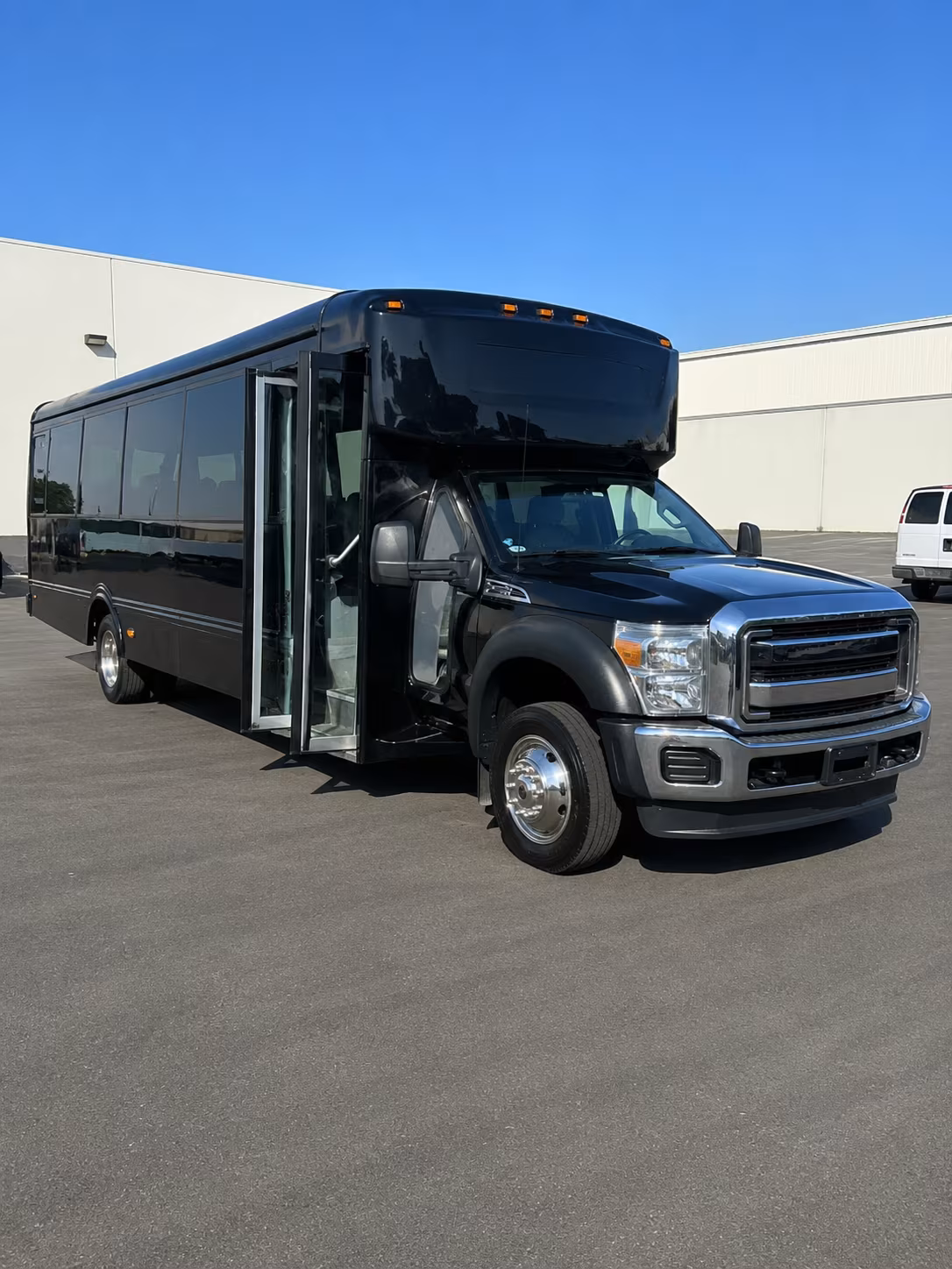 eugene corporate party bus rental