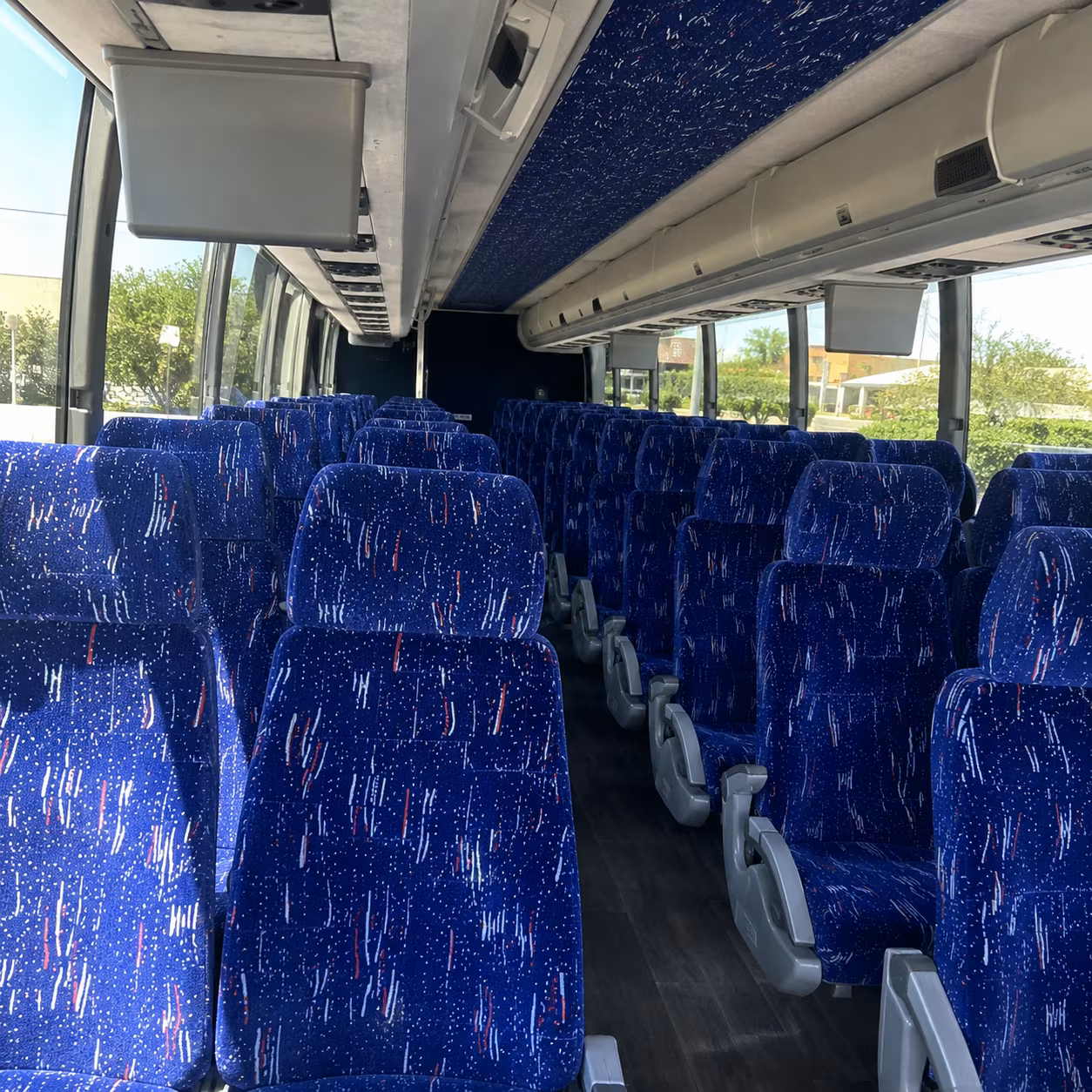 eugenecharterbuscompany com is here for eugene youth group and mission trip transportation