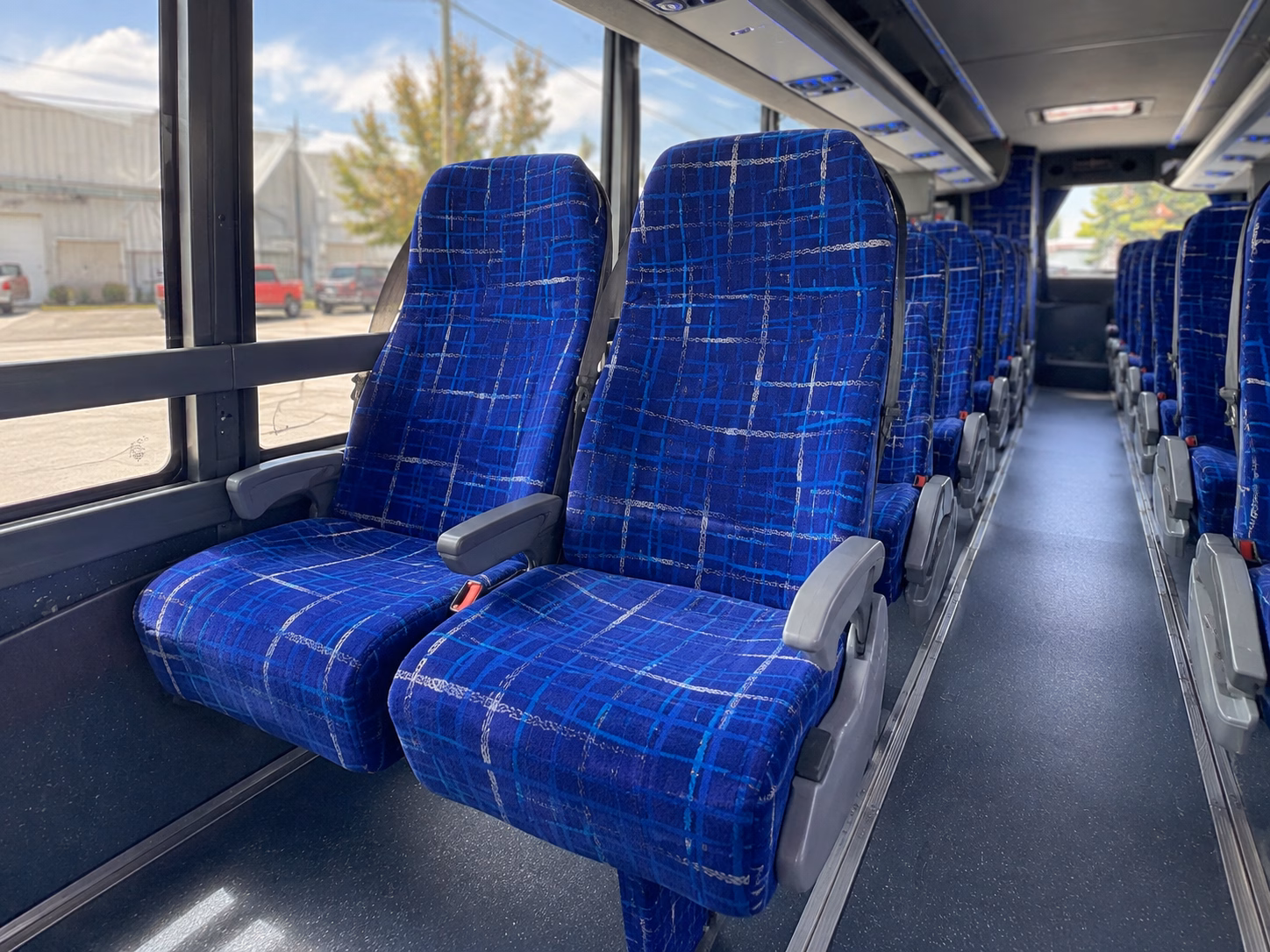 portland travel to field trip destinations with a portland charter bus rental