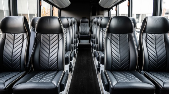 35 passenger minibus rental albany